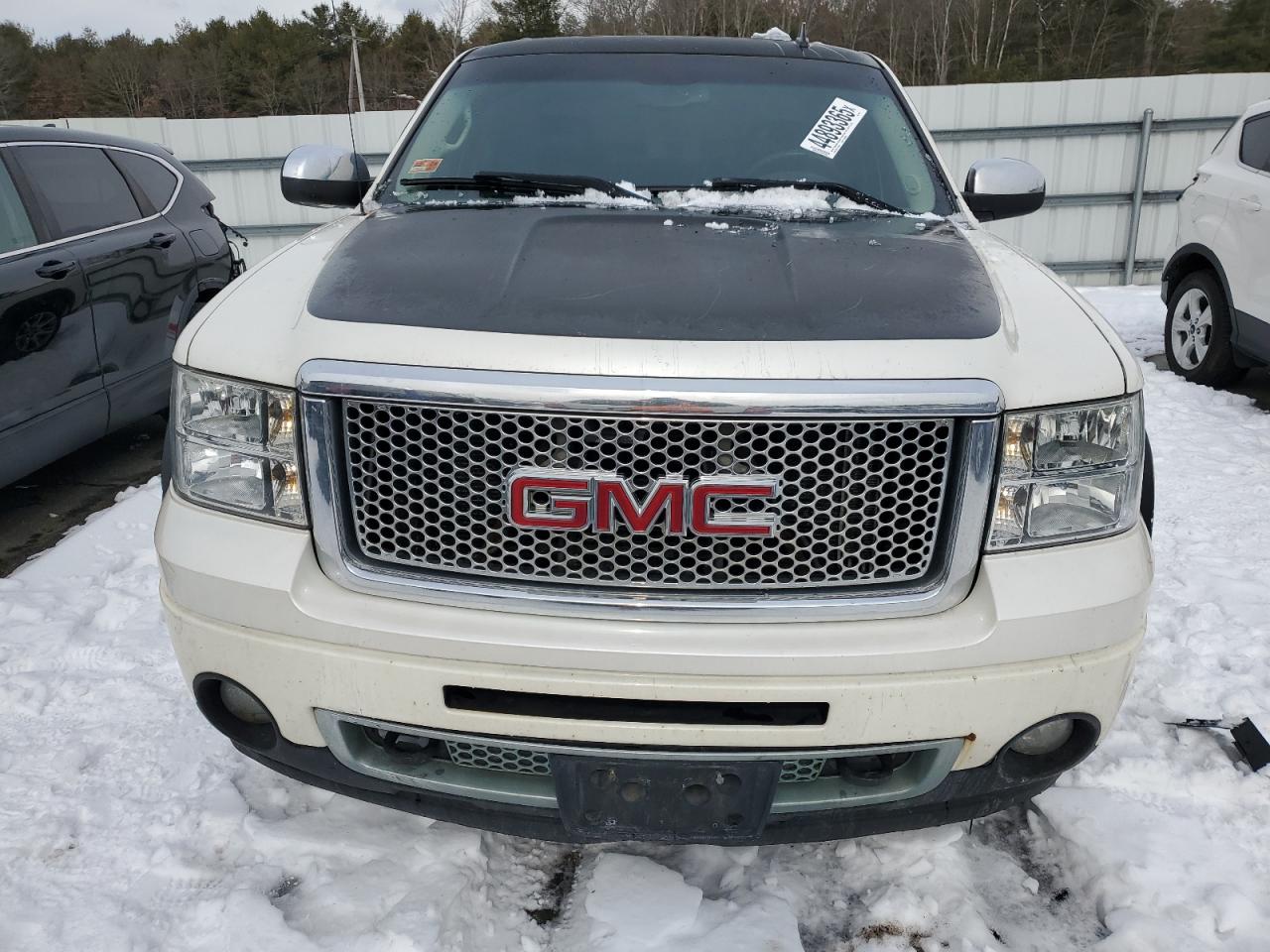 2011 GMC Sierra VIN 3GTP2XE27BG100106 Copart auction photo, vandalism / side damage thumbnail 5