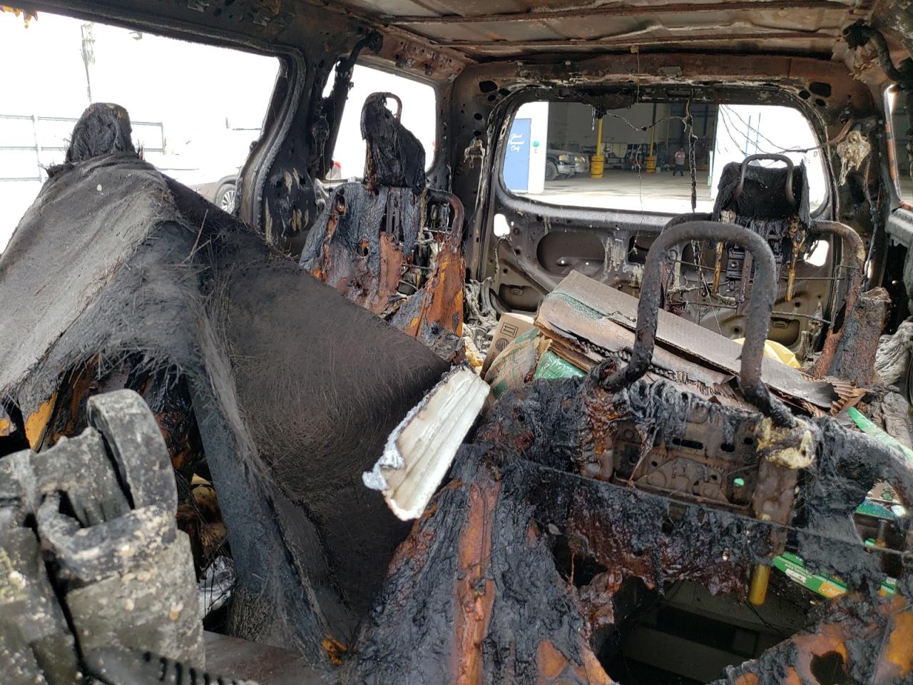 2014 Toyota Sienna VIN 5TDZK3DC4ES519810 Copart auction photo, burn damage thumbnail 10