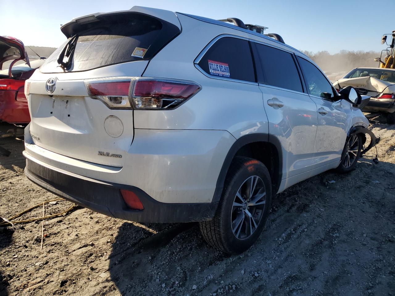 2016 Toyota Highlander VIN 5TDJKRFH5GS292218 Copart auction photo, all over damage thumbnail 3