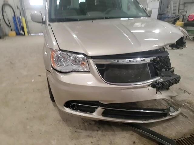 2015 Chrysler Town & Country VIN 2C4RC1BG4FR525219 Copart auction photo, front end / side damage thumbnail 11