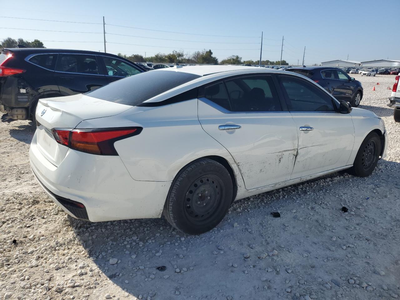 2020 Nissan Altima VIN 1N4BL4BV0LC211479 Copart auction photo, front end damage thumbnail 3