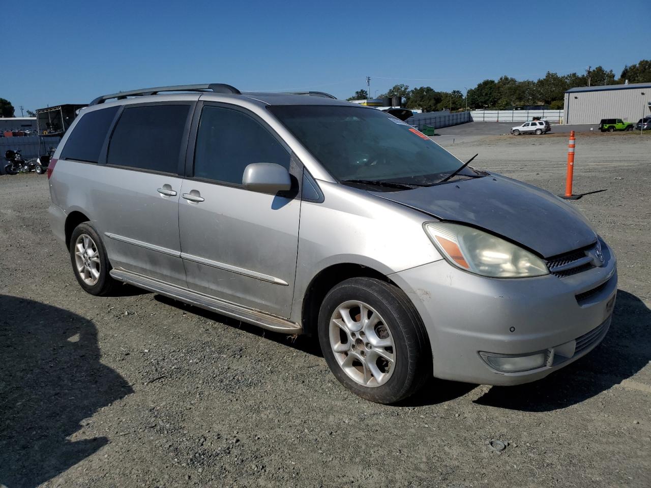 2004 Toyota Sienna VIN 5TDBA22C94S024292 Copart auction photo, minor dent/scratches damage thumbnail 4