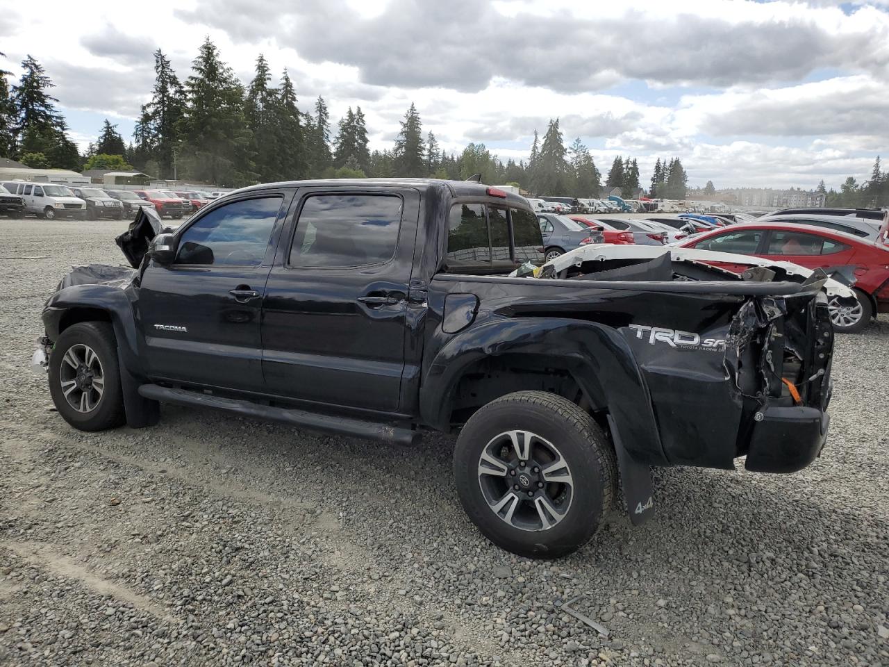 2015 Toyota Tacoma VIN 5TFLU4EN1FX115364 Copart auction photo, all over damage thumbnail 2