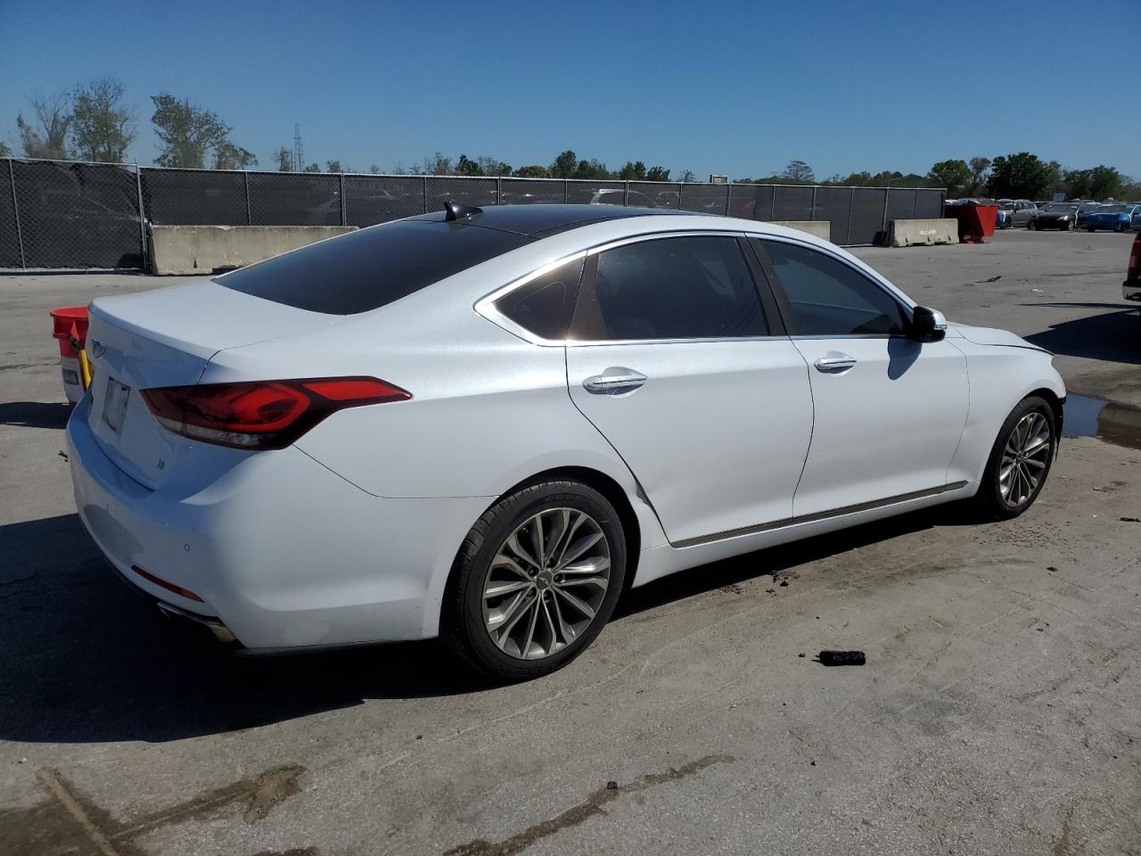 2015 Hyundai Genesis VIN KMHGN4JE2FU028090 Copart auction photo, front end damage thumbnail 3