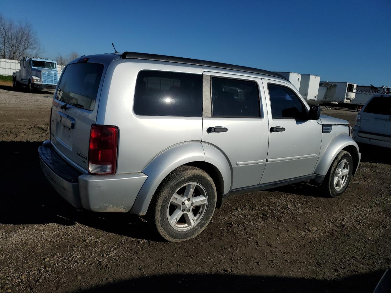 2010 Dodge Nitro VIN 1D4PT5GK5AW106990 Copart auction photo, front end / minor dent/scratches damage thumbnail 3