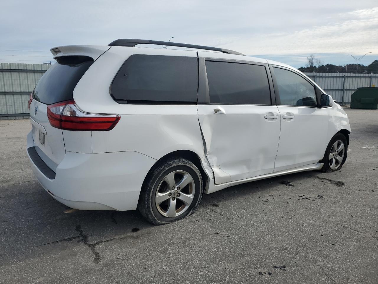 2015 Toyota Sienna VIN 5TDKK3DC8FS595968 Copart auction photo, all over damage thumbnail 3