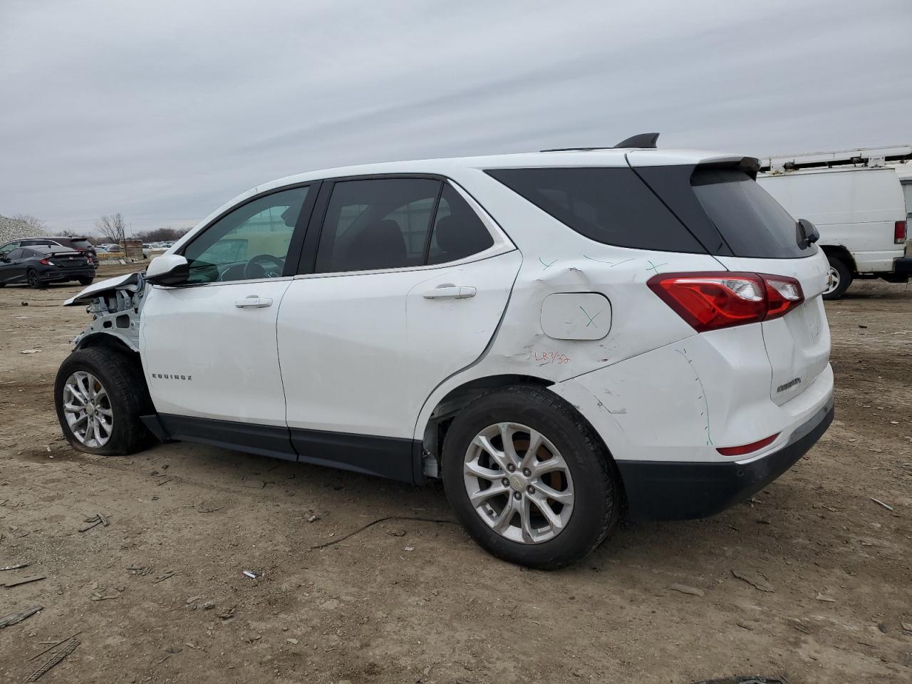 2020 Chevrolet Equinox VIN 3GNAXJEV1LS555182 Copart auction photo, front end / rear end damage thumbnail 2