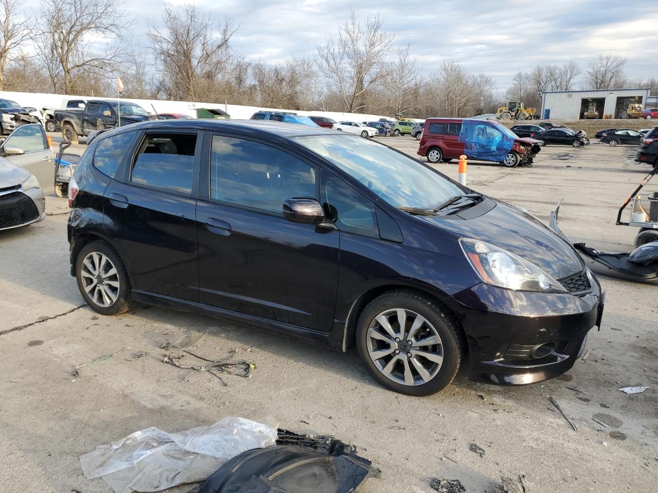 2013 Honda Fit VIN JHMGE8H59DC005344 Copart auction photo, rear end damage thumbnail 4
