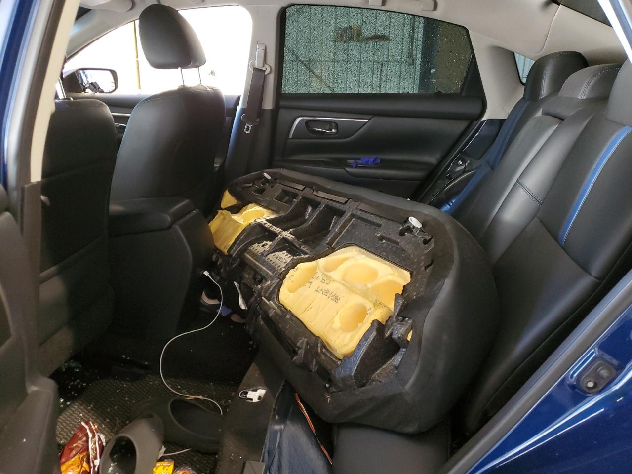 2018 Nissan Altima VIN 1N4AL3AP6JC253869 Copart auction photo, vandalism damage thumbnail 10