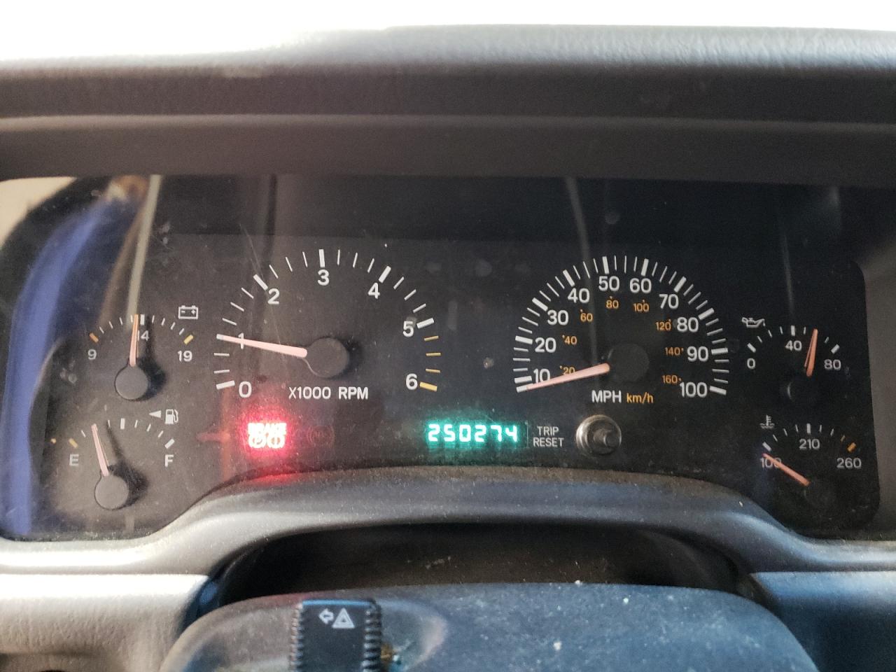 2001 Jeep Cherokee VIN 1J4FF58S81L571161 Copart auction photo, minor dent/scratches damage thumbnail 9
