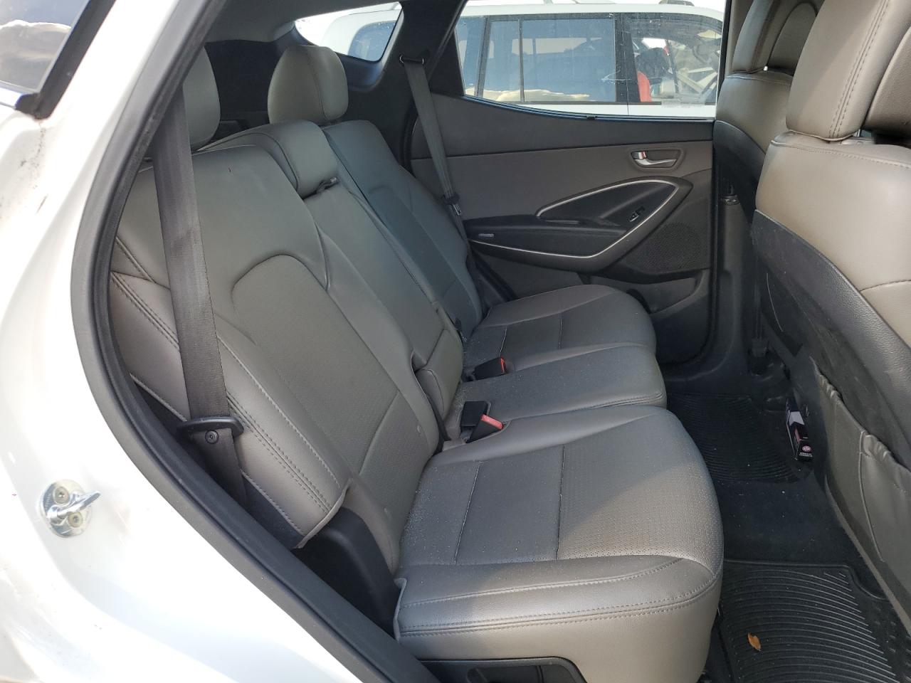 2015 Hyundai Santa Fe VIN 5XYZU3LB5FG274968 Copart auction photo, water/flood damage thumbnail 11