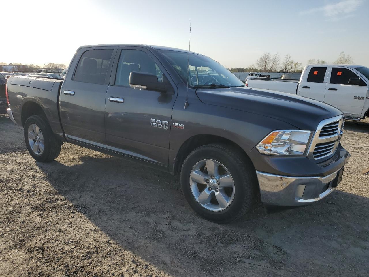 2017 RAM 1500 VIN 1C6RR7LT6HS719997 Copart auction photo, front end / side damage thumbnail 4