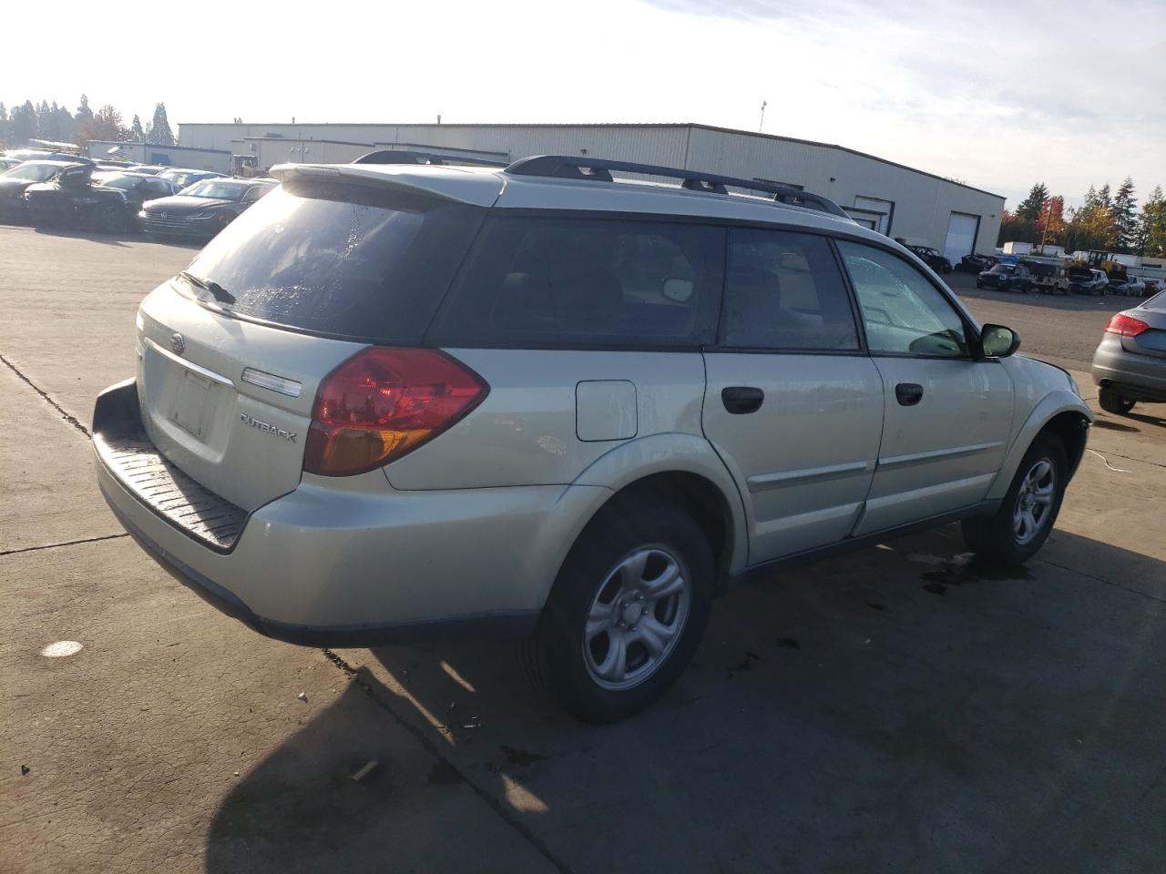 2007 Subaru Outback VIN 4S4BP61C677310988 Copart auction photo, front end damage thumbnail 3