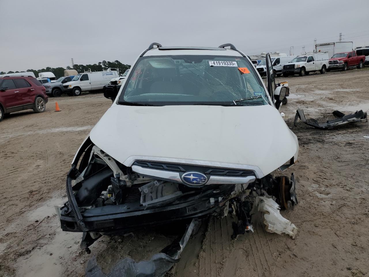 2017 Subaru Forester VIN JF2SJAGC6HH530998 Copart auction photo, front end damage thumbnail 5