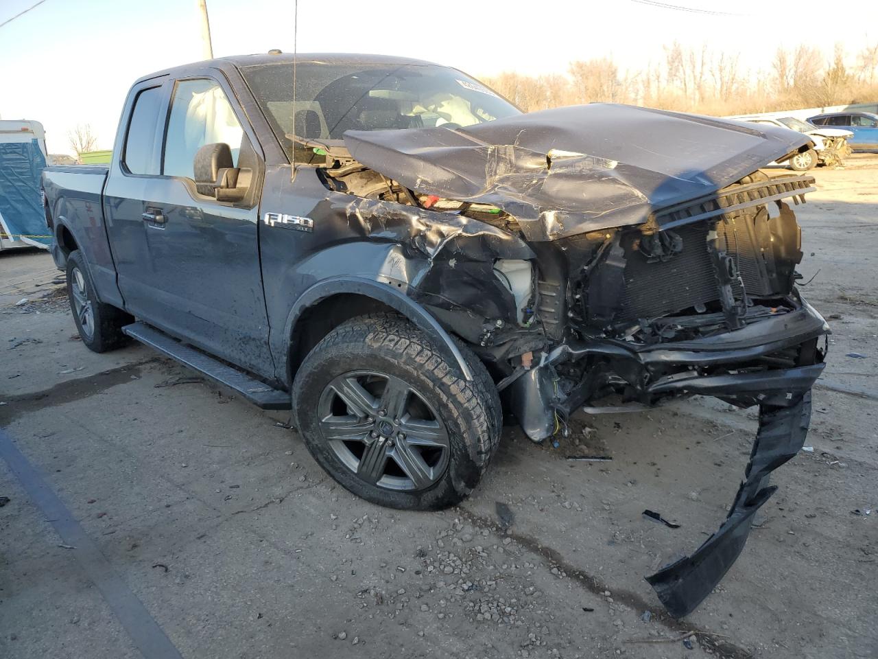 2018 Ford F-150 VIN 1FTEX1EP2JFB11340 Copart auction photo, front end / rear end damage thumbnail 4
