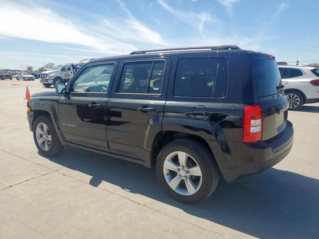 2017 Jeep Liberty (Patriot) VIN 1C4NJPFB3HD183676 Copart auction photo, side damage thumbnail 2