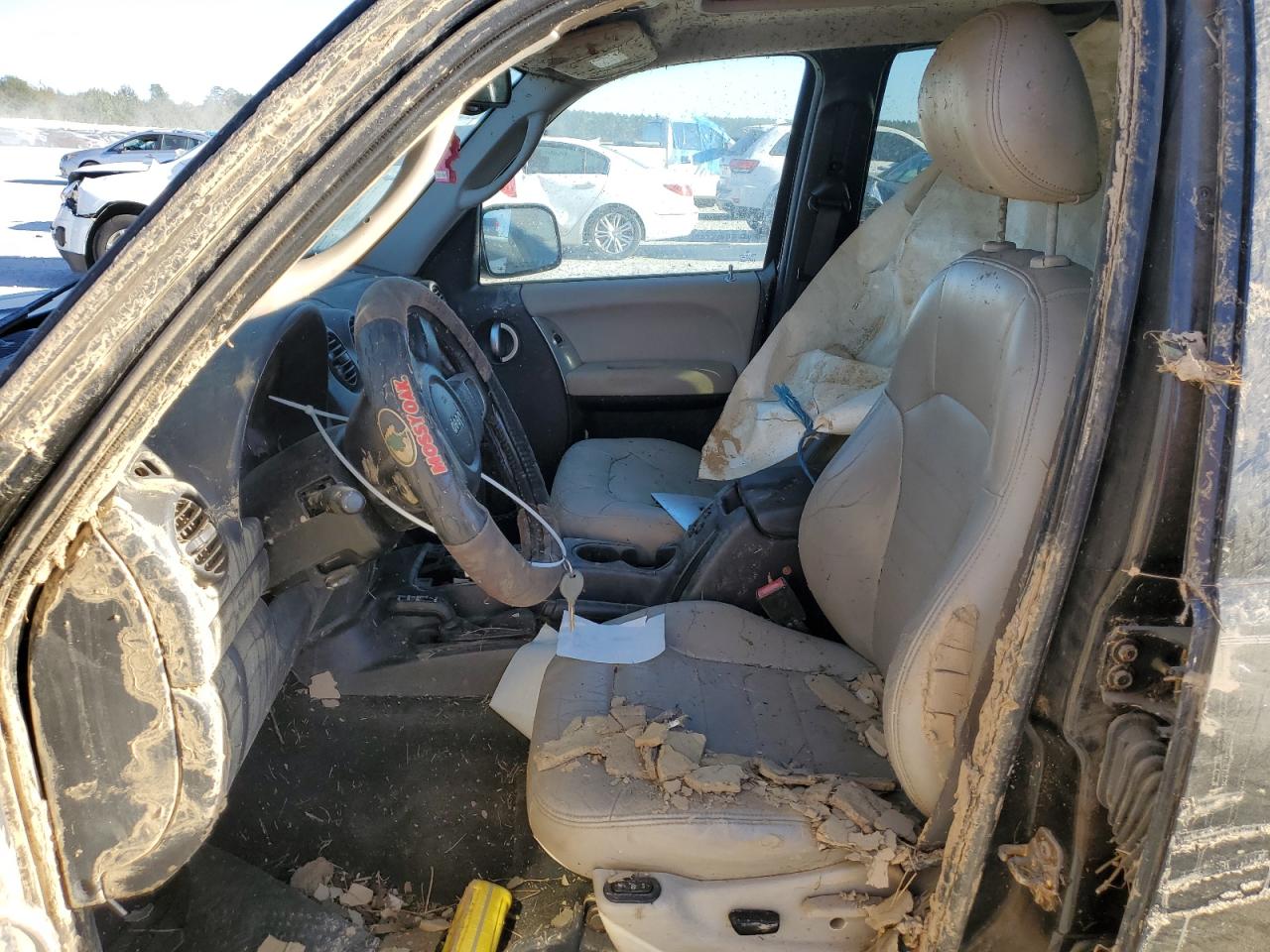 2003 Jeep Liberty (North America) VIN 1J4GL58K83W705293 Copart auction photo, water/flood damage thumbnail 7