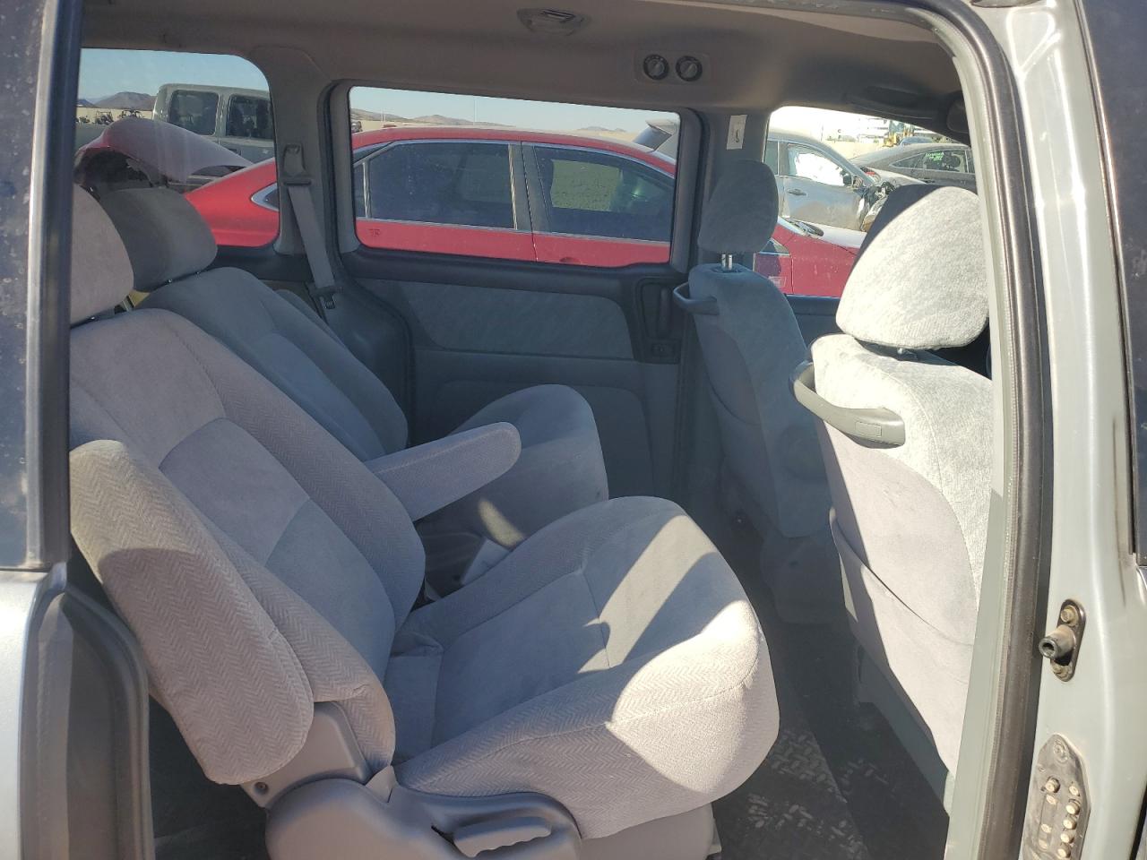 1999 Honda Odyssey VIN 2HKRL1860XH541737 Copart auction photo, front end / side damage thumbnail 12