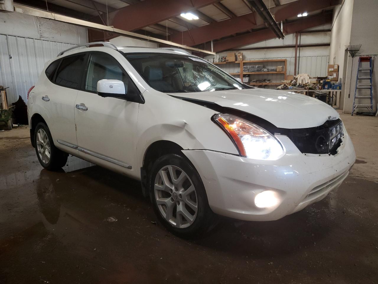 2013 Nissan Rogue VIN JN8AS5MT6DW008725 Copart auction photo, front end / side damage thumbnail 4