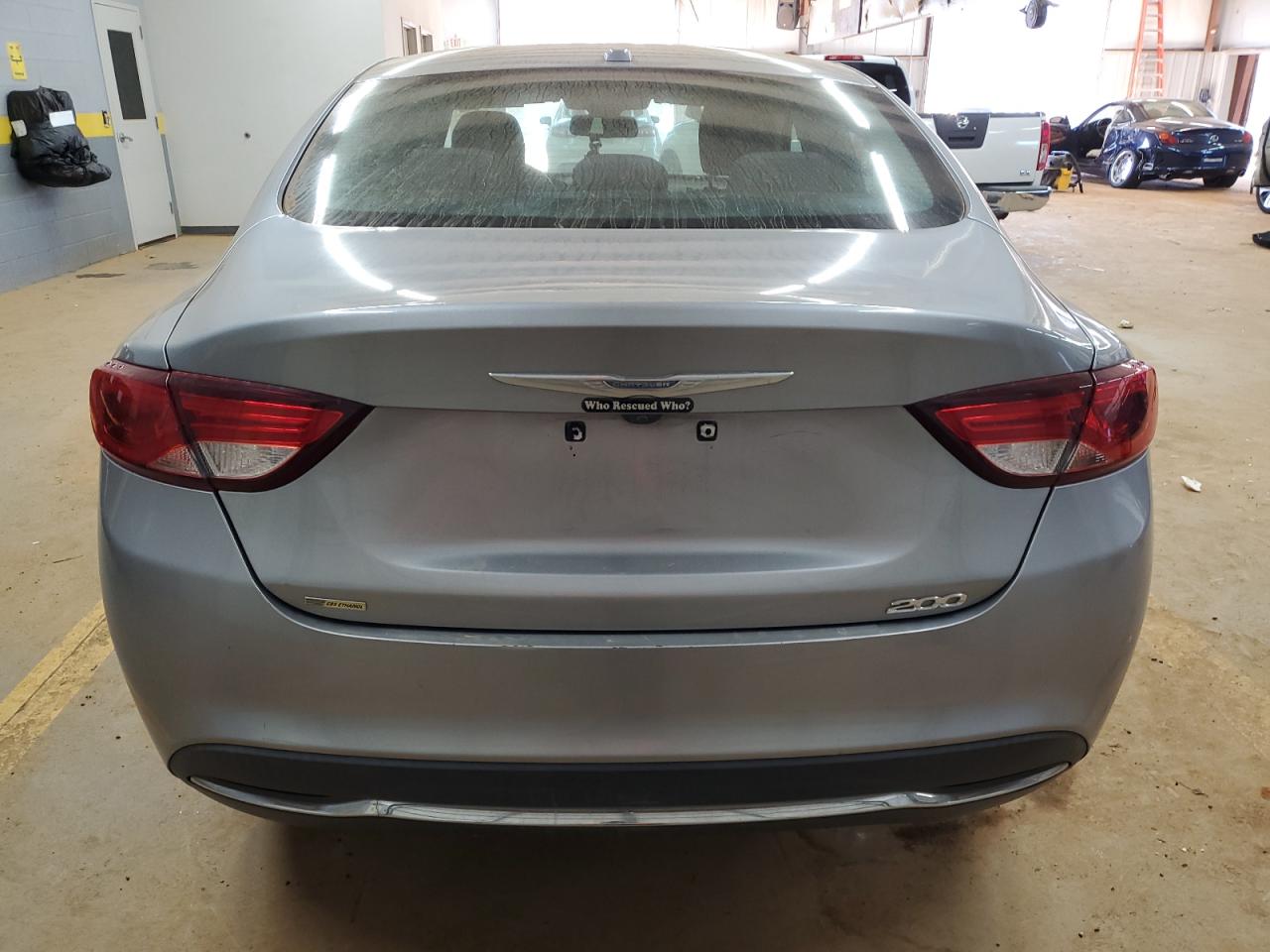2015 Chrysler 200 VIN 1C3CCCAB5FN598558 Copart auction photo, side / front end damage thumbnail 6