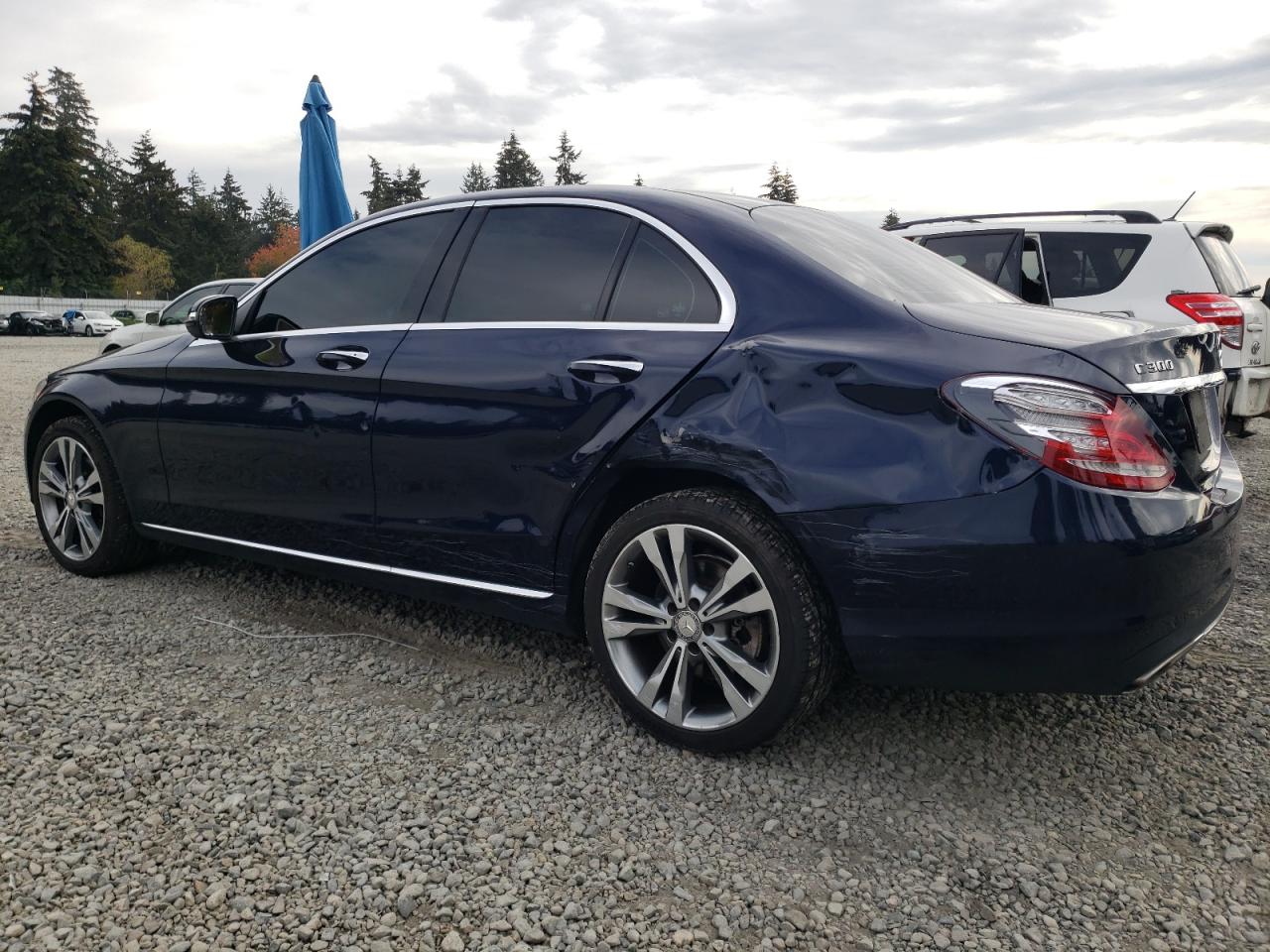 2015 Mercedes-Benz C-klasse VIN 55SWF4KB5FU036371 Copart auction photo, rear end damage thumbnail 2