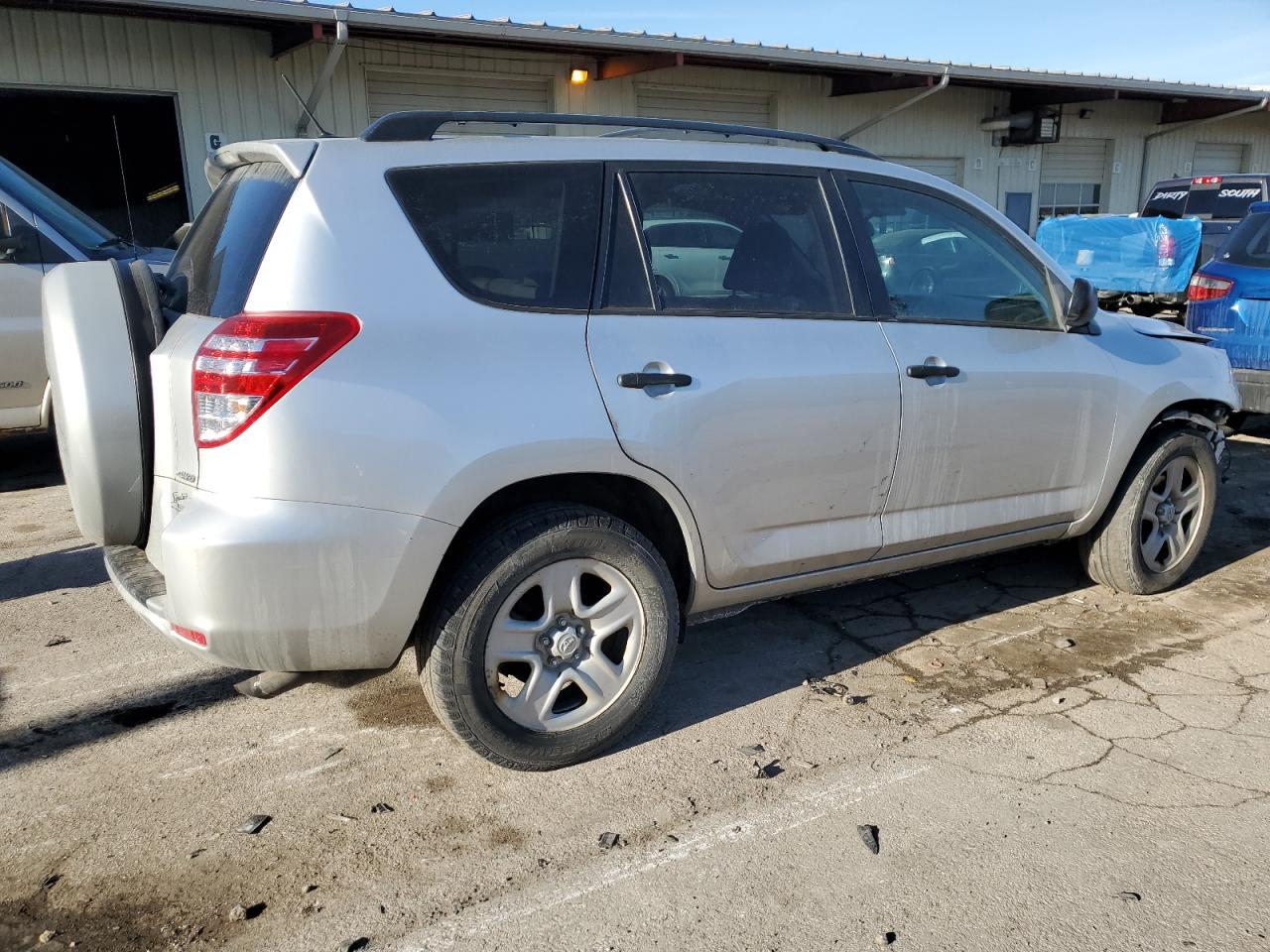 2010 Toyota RAV 4 VIN 2T3BK4DV3AW030753 Copart auction photo, front end damage thumbnail 3