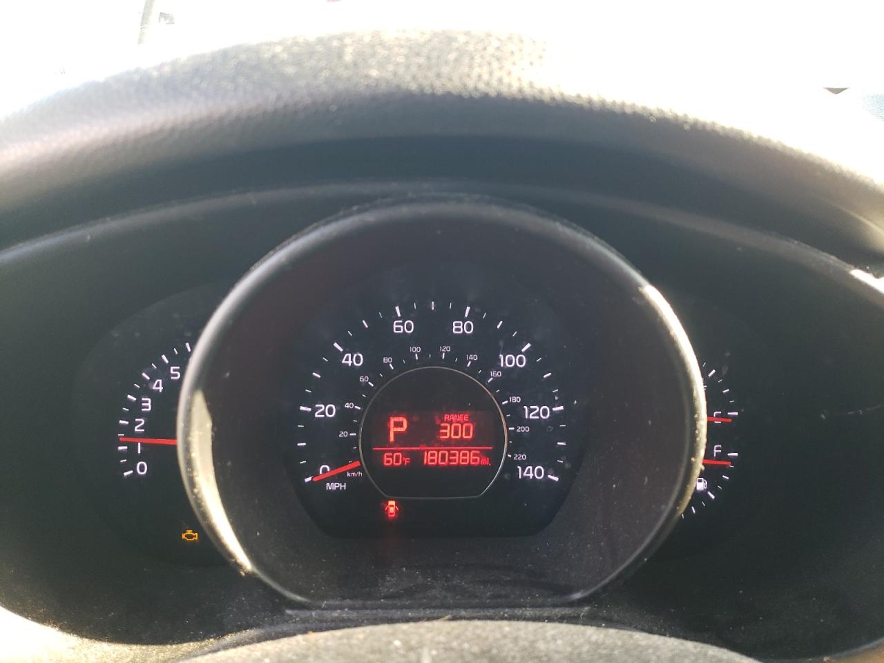 2018 KIA Soul VIN KNDJN2A23J7608993 Copart auction photo, side damage thumbnail 9