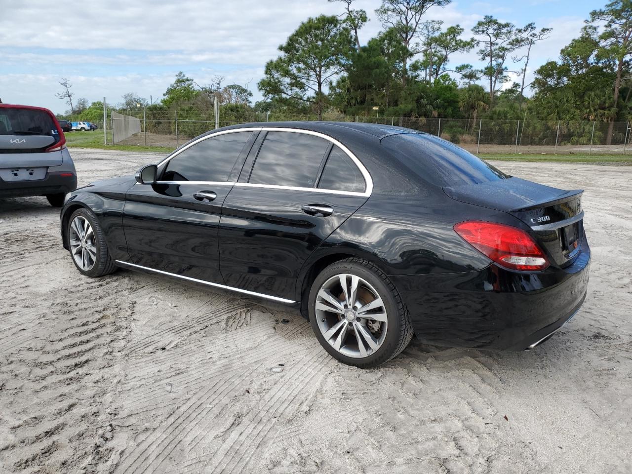 2016 Mercedes-Benz C-klasse VIN WDDWF4JB7GR137075 Copart auction photo, mechanical / minor dent/scratches damage thumbnail 2