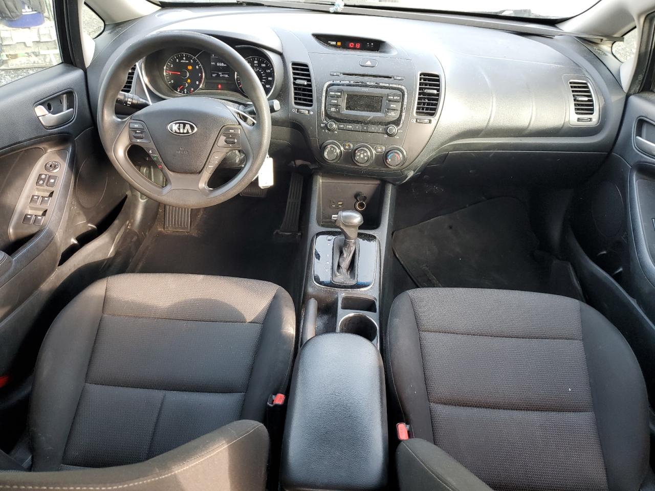 2017 KIA Forte VIN 3KPFK4A72HE011818 Copart auction photo, side / front end damage thumbnail 8