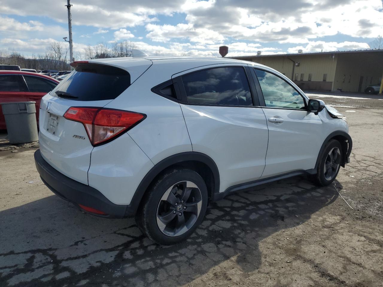 2018 Honda HR-V VIN 3CZRU6H50JM725055 Copart auction photo, front end / minor dent/scratches damage thumbnail 3