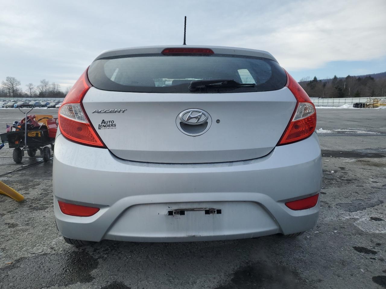 2016 Hyundai Accent VIN KMHCT5AE2GU246655 Copart auction photo, minor dent/scratches damage thumbnail 6