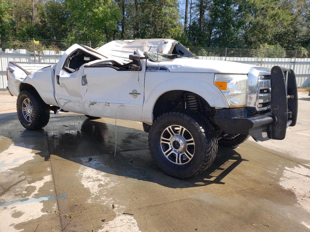 2012 Ford F250 VIN 1FT7W2BT3CEA97184 Copart auction photo, all over damage thumbnail 4