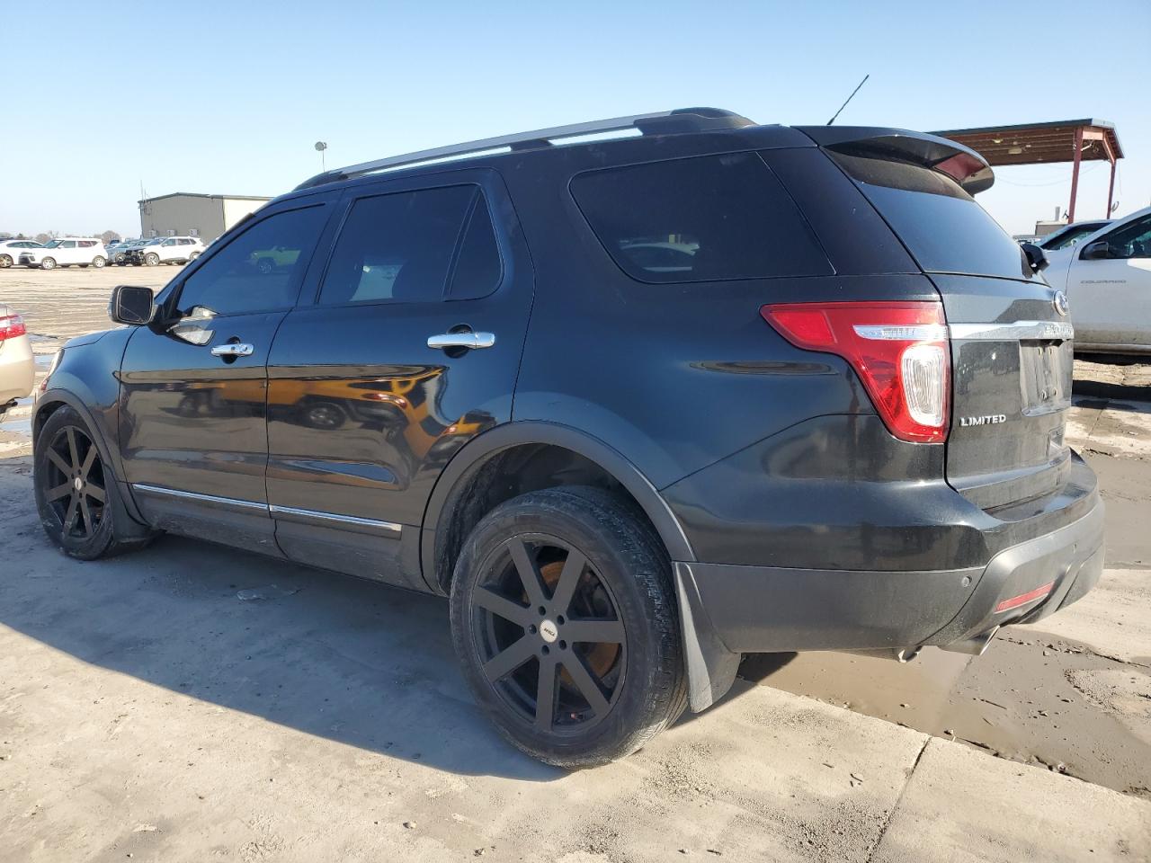 2015 Ford Explorer VIN 1FM5K7F8XFGA39955 Copart auction photo, front end / hail damage thumbnail 2