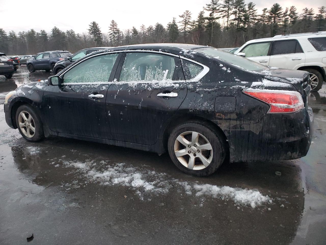 2015 Nissan Altima VIN 1N4AL3AP7FN305764 Copart auction photo, normal wear damage thumbnail 2