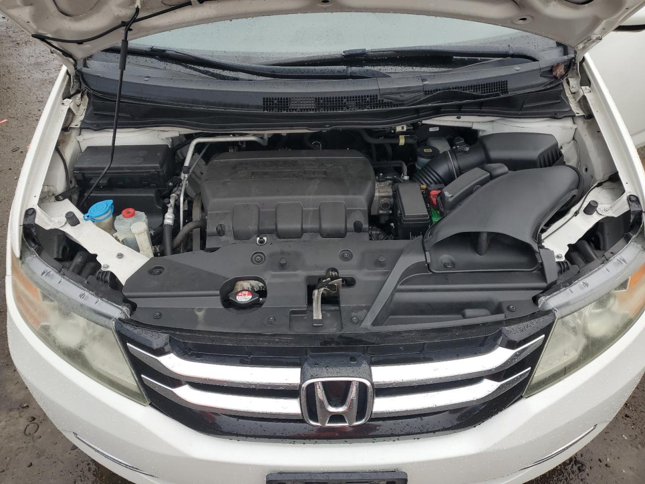 2014 Honda Odyssey VIN 5FNRL5H68EB101218 Copart auction photo, vandalism damage thumbnail 12