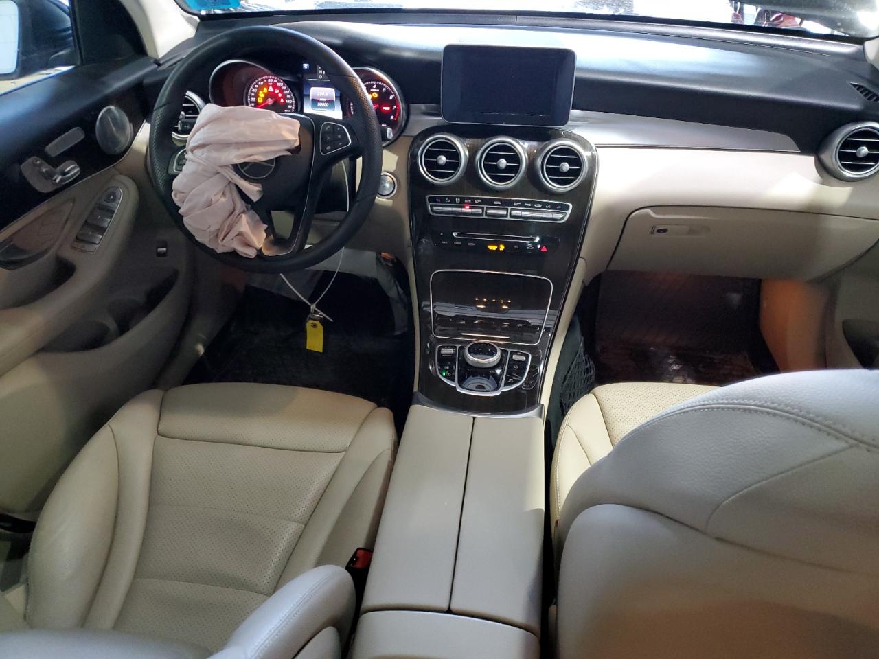 2017 Mercedes-Benz GLC VIN WDC0G4KB1HV006402 Copart auction photo, front end / minor dent/scratches damage thumbnail 8