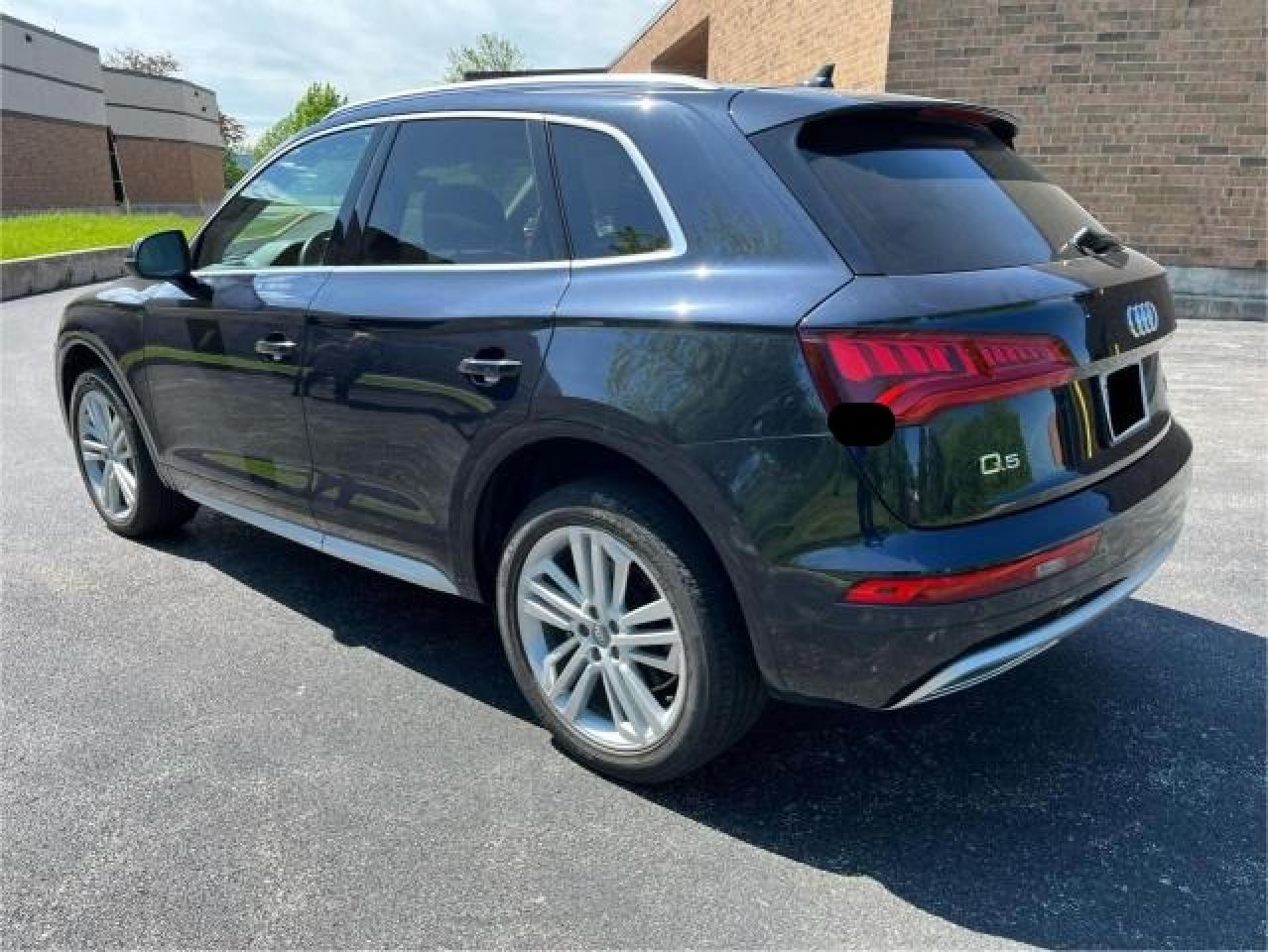2018 Audi Q5 VIN WA1BNAFY8J2224078 Copart auction photo, damage history / normal wear damage thumbnail 3