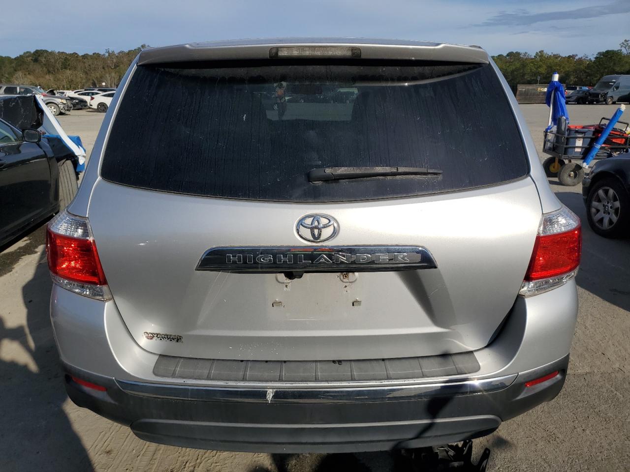 2013 Toyota Highlander VIN 5TDZA3EH1DS031605 Copart auction photo, front end damage thumbnail 6