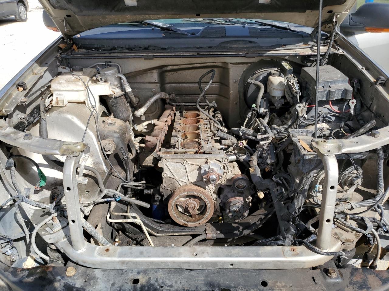 2003 GMC Envoy VIN 1GKES16S936123462 Copart auction photo, water/flood / front end damage thumbnail 12