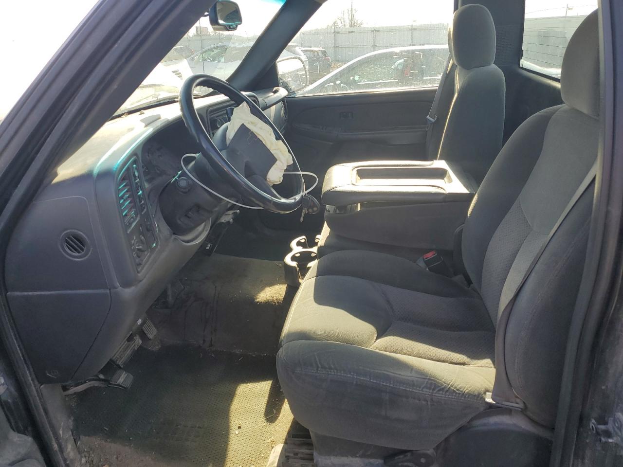2003 Chevrolet Silverado VIN 1GCEK14T73E357452 Copart auction photo, front end damage thumbnail 7