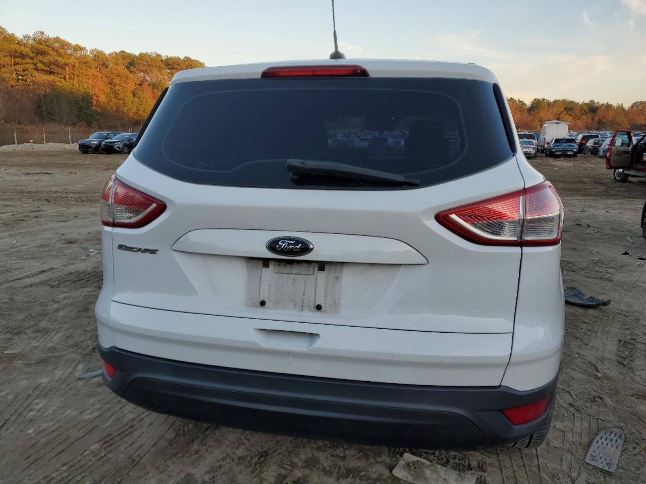 2016 Ford Escape VIN 1FMCU0F70GUB04444 Copart auction photo, front end damage thumbnail 6