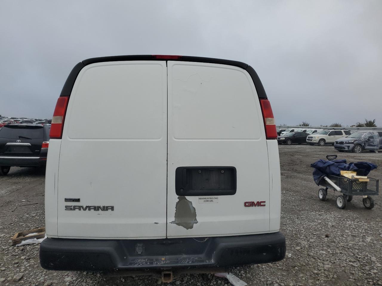 2011 GMC Savana VIN 1GTW7GCAXB1905880 Copart auction photo, front end / minor dent/scratches damage thumbnail 6