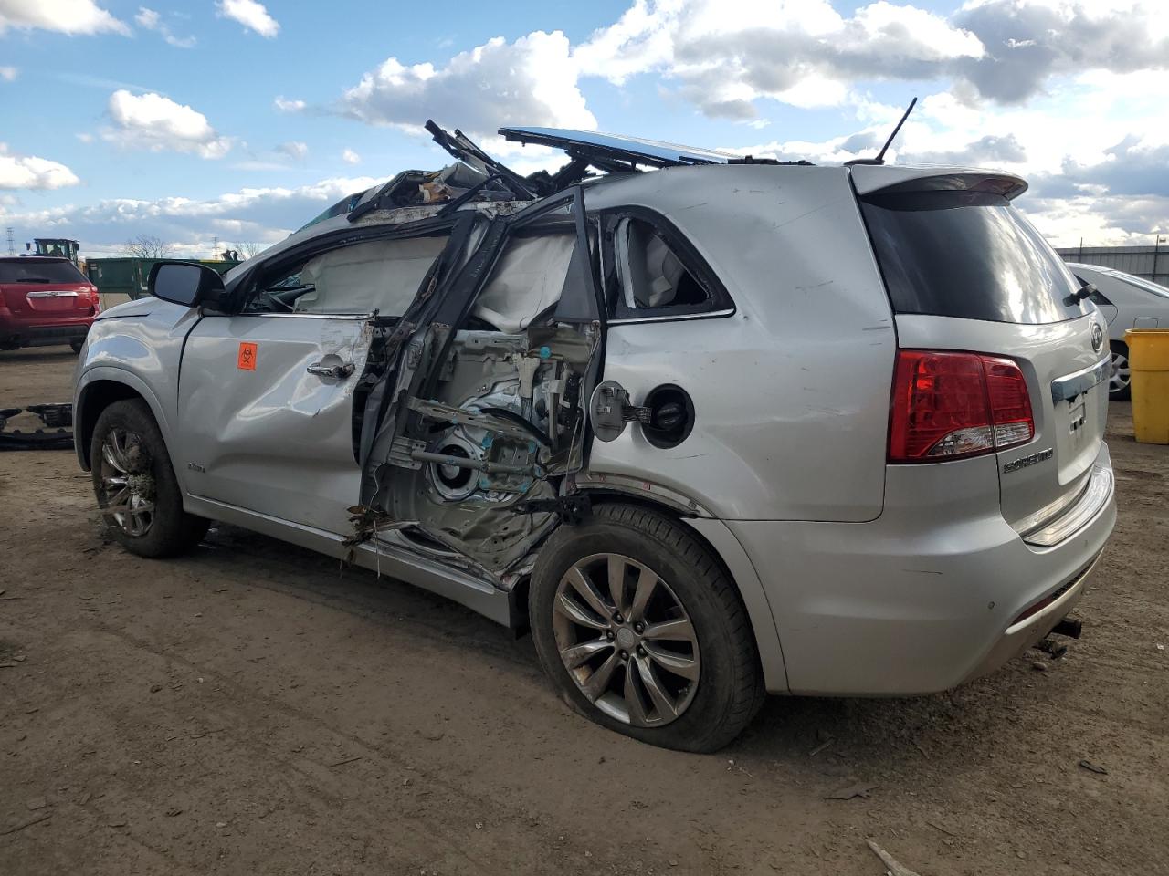 2013 KIA Sorento VIN 5XYKWDA27DG375236 Copart auction photo, all over / missing/altered vin damage thumbnail 2