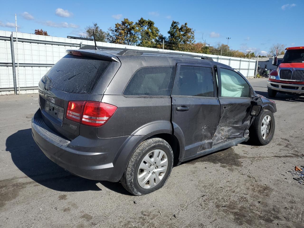 2019 Dodge Journey VIN 3C4PDCAB7KT866871 Copart auction photo, side / front end damage thumbnail 3