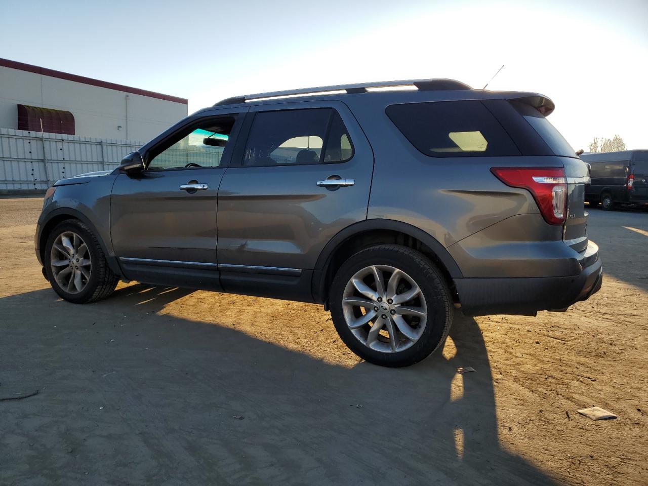 2012 Ford Explorer VIN 1FMHK7D82CGA94878 Copart auction photo, front end / undercarriage damage thumbnail 2
