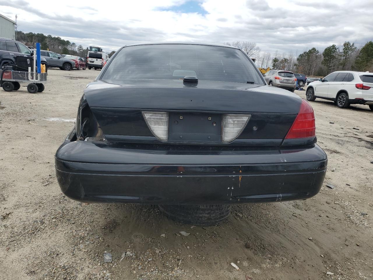 2008 Ford Crown Victoria VIN 2FAFP71V98X102473 Copart auction photo, all over damage thumbnail 6