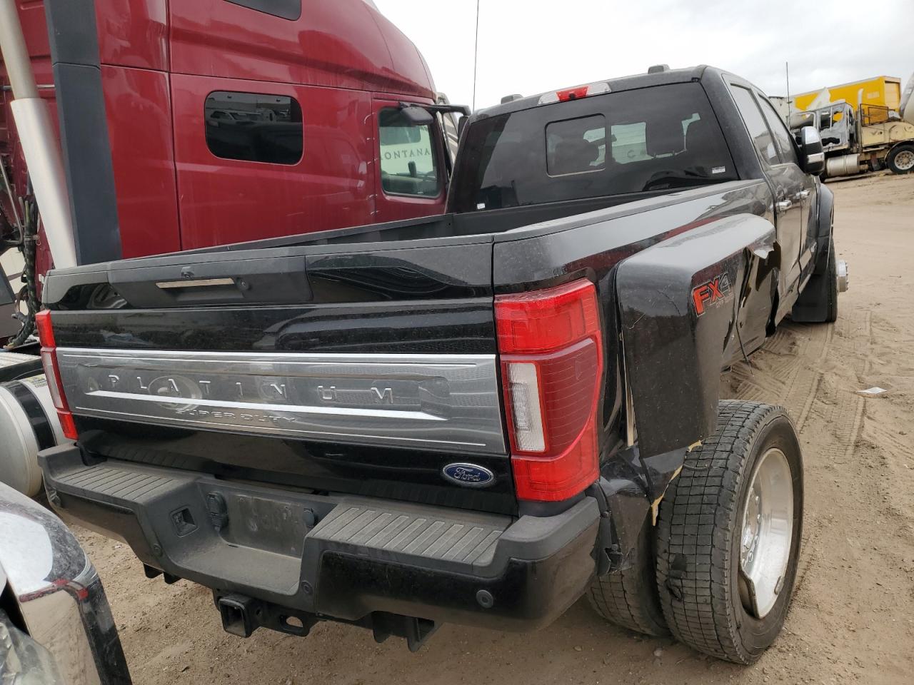 2022 Ford F450 VIN 1FT8W4DT5NEC32455 Copart auction photo, side / undercarriage damage thumbnail 6