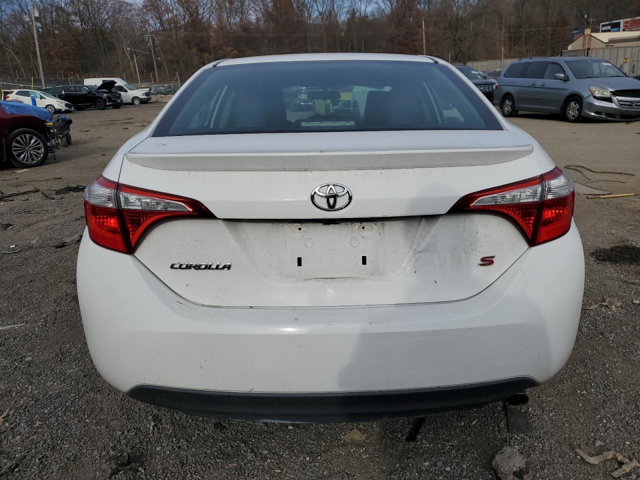 2014 Toyota Corolla VIN 5YFBURHE1EP132926 Copart auction photo, all over / minor dent/scratches damage thumbnail 6