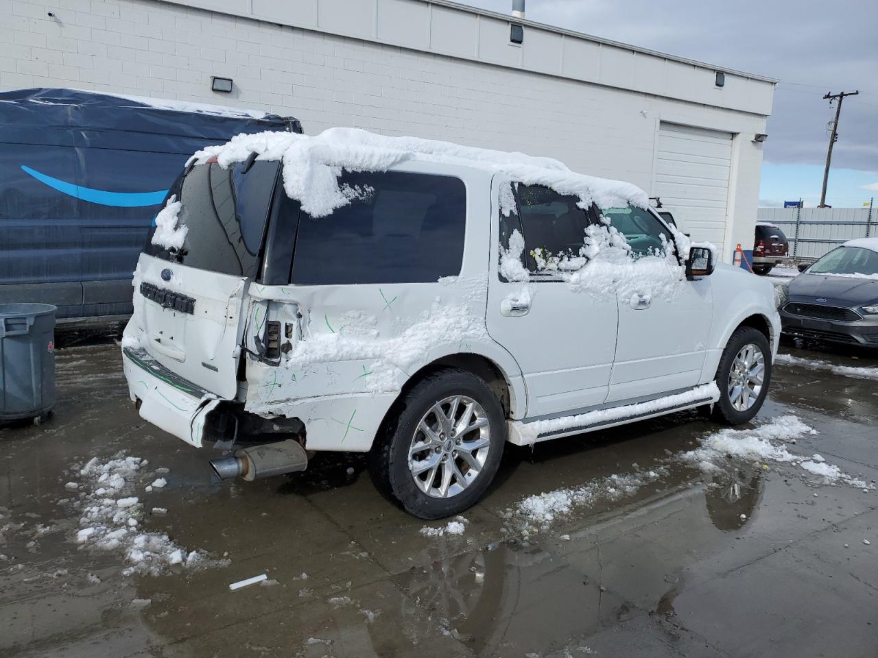 2016 Ford Expedition VIN 1FMJU2AT8GEF53646 Copart auction photo, rear end damage thumbnail 3