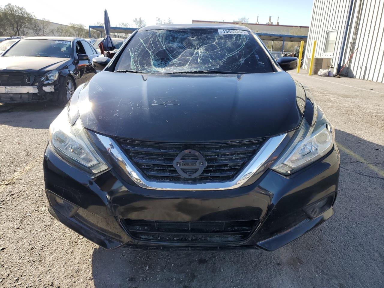 2017 Nissan Altima VIN 1N4AL3AP6HC225628 Copart auction photo, vandalism damage thumbnail 5